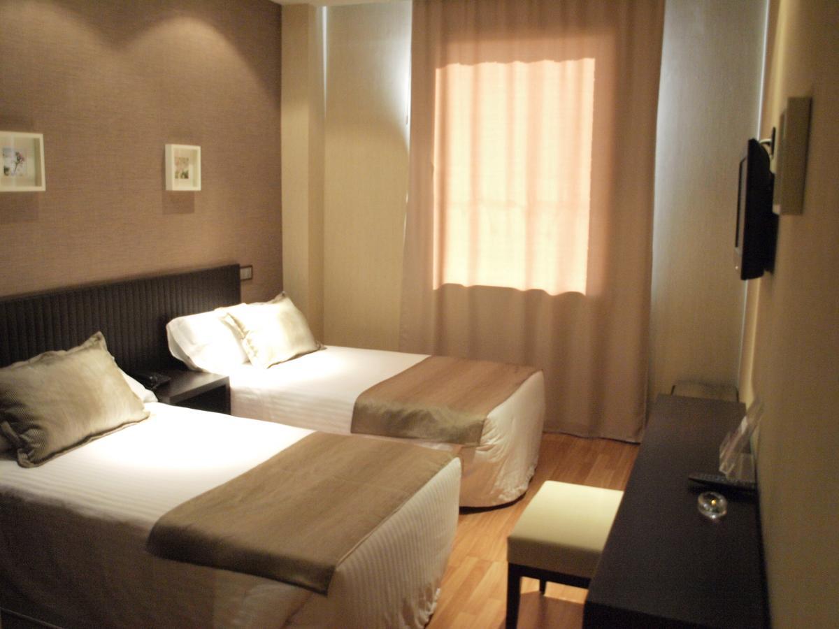 Hotel Dinastia à Getafe Extérieur photo