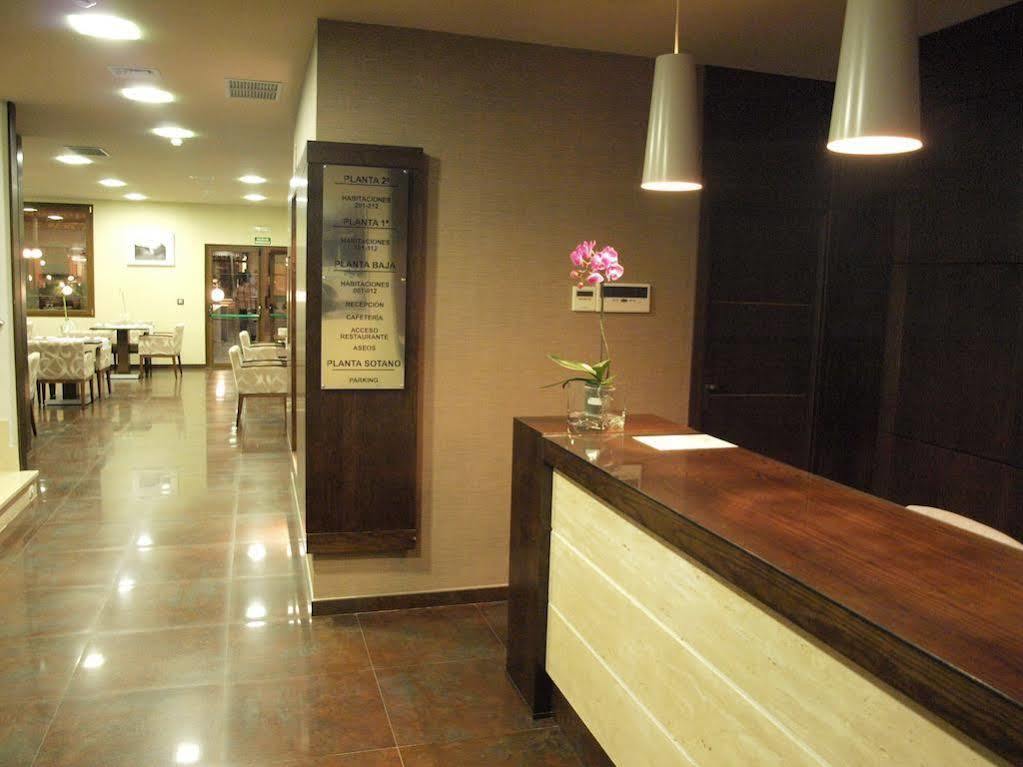 Hotel Dinastia à Getafe Extérieur photo